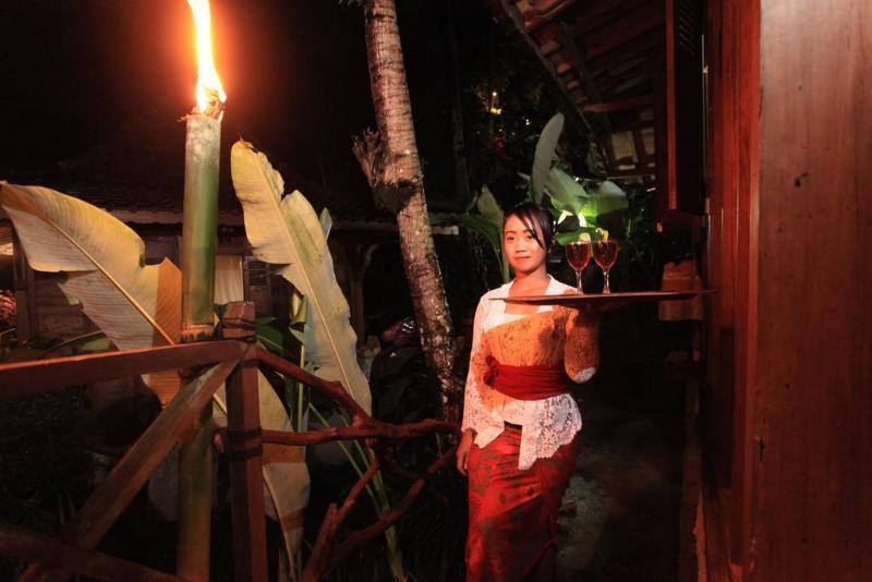 فندق Ubud Jungle Holy Water المظهر الخارجي الصورة